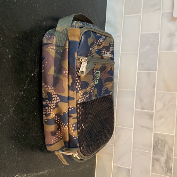 L.L.Bean Lunchbox - Picture 3 of 5